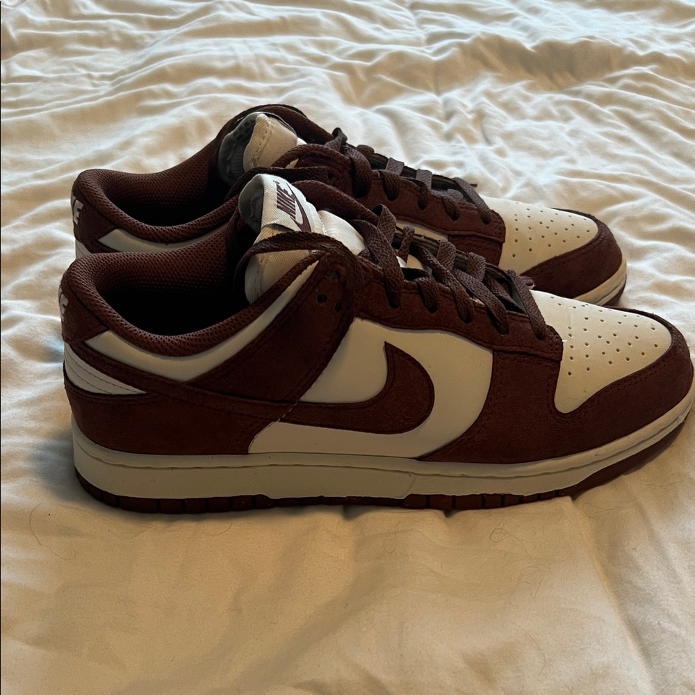Nike Dunks Brown and White Sneakers